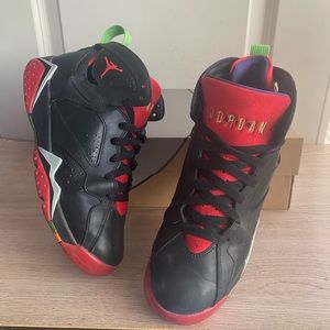 RARE 2015 Nike Air Jordan Retro 7 Marvin The Martian Sneakers - 7 Y- 8.5 W
